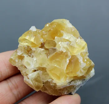 118g natural Calcite mineral specimen stones and crystals healing crystals quartz gemstones free shipping
118g natural Calcite mineral specimen stones and crystals healing crystals quartz gemstones free shipping
