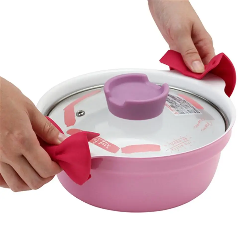 Anti-hot Clip Kitchen Household Insulation Anti-scalding Clip Rubber High Temperature Resistance Insulation Clamp Gloves
Anti-hot Clip Kitchen Household Insulation Anti-scalding Clip Rubber High Temperature Resistance Insulation Clamp Gloves