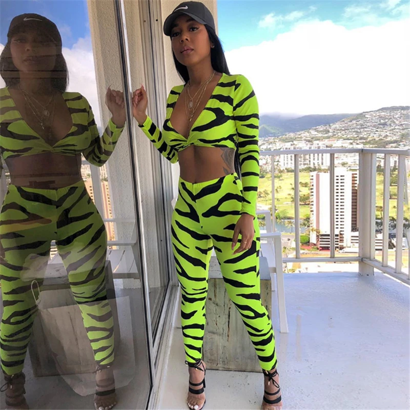 Women Sets Women Fashion Crop Top Pant Stripe 2 pcs Set Sweatsuit 2019 Summer Pullover Suits Women outfit Two Piece Tracksuits 
Women Sets Women Fashion Crop Top Pant Stripe 2 pcs Set Sweatsuit 2019 Summer Pullover Suits Women outfit Two Piece Tracksuits