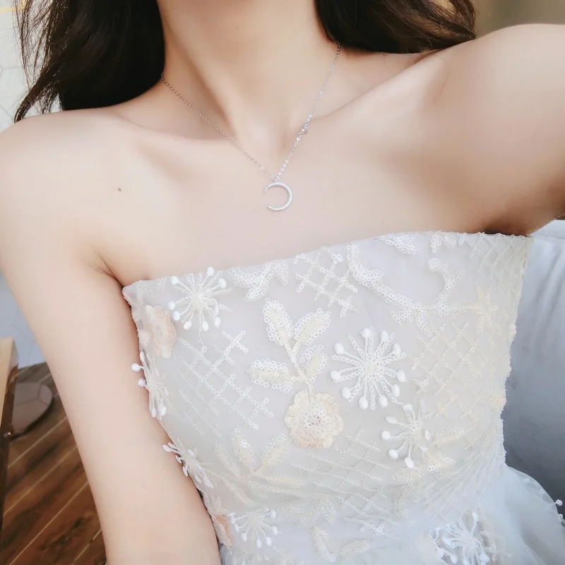 Copper Silver Plated Short Clavicle Necklace Japanese Korean Simple Creative MORI Series Students Star Moon Double Pendant Gift
Copper Silver Plated Short Clavicle Necklace Japanese Korean Simple Creative MORI Series Students Star Moon Double Pendant Gift