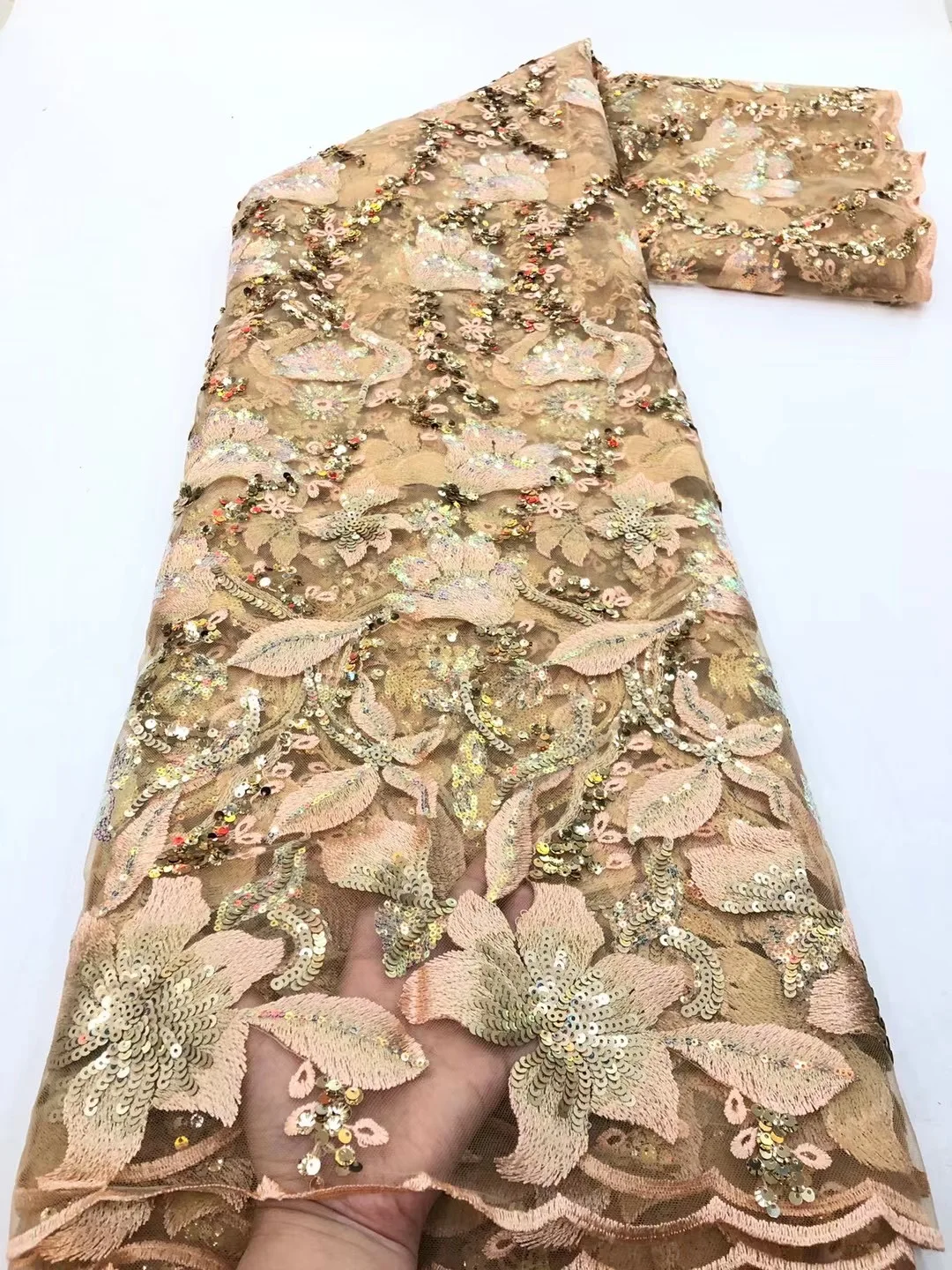2021 New Designs African Lace Fabric High Quality Lace Material French Embroidered Tulle Lace Fabric With Sequins RF4756
2021 New Designs African Lace Fabric High Quality Lace Material French Embroidered Tulle Lace Fabric With Sequins RF4756