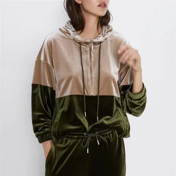 Women's velvet tracksuit Two Piece Set Patchwork Hoodies Long Sleeve Pockets Long Trousers 2PCS Sets Winter Costume
Women's velvet tracksuit Two Piece Set Patchwork Hoodies Long Sleeve Pockets Long Trousers 2PCS Sets Winter Costume