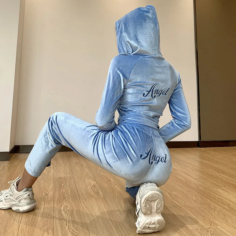 Joggers Suits Set For Women's 2pcs Autumn Make Embroidered Long Sleeve Zipper Hoodie High Waist Slim Pants Ladies Running Wear
Joggers Suits Set For Women's 2pcs Autumn Make Embroidered Long Sleeve Zipper Hoodie High Waist Slim Pants Ladies Running Wear