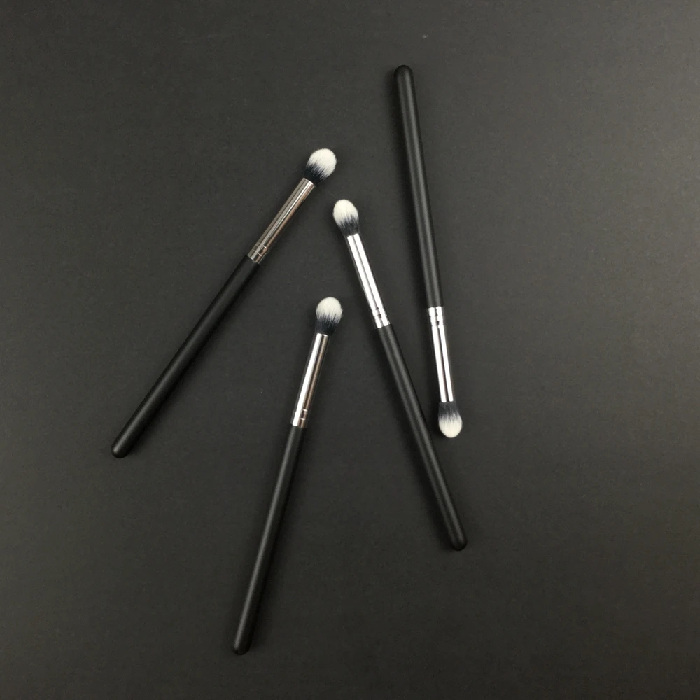 Professional Eyeshadow Makeup Brush High Quality Soft Hair Cosmetic Brush Portable Multifunctional Beauty Tool
Professional Eyeshadow Makeup Brush High Quality Soft Hair Cosmetic Brush Portable Multifunctional Beauty Tool