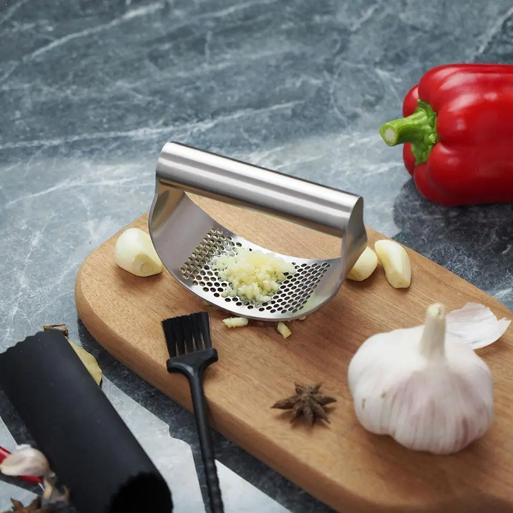 Multi-function Manual Garlic Press Curved Garlic Grinding Garlic Chopper Cooking Presses Steel Tool Gadgets Stainless Slice M0A4
Multi-function Manual Garlic Press Curved Garlic Grinding Garlic Chopper Cooking Presses Steel Tool Gadgets Stainless Slice M0A4