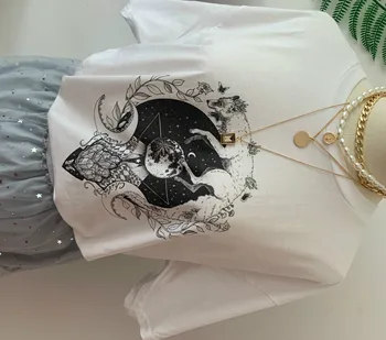 Fashionshow-JF Moon Child Fox Moon Crystal Printed T Shirt Women Short Sleeve Cotton Sailor Moon Fashion Street Style Outfits
Fashionshow-JF Moon Child Fox Moon Crystal Printed T Shirt Women Short Sleeve Cotton Sailor Moon Fashion Street Style Outfits
