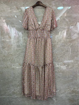 2020 Spring and Summer New Women's Deep V-neck Backless Decorative Printed Short Sleeve Long Dress 628
2020 Spring and Summer New Women's Deep V-neck Backless Decorative Printed Short Sleeve Long Dress 628