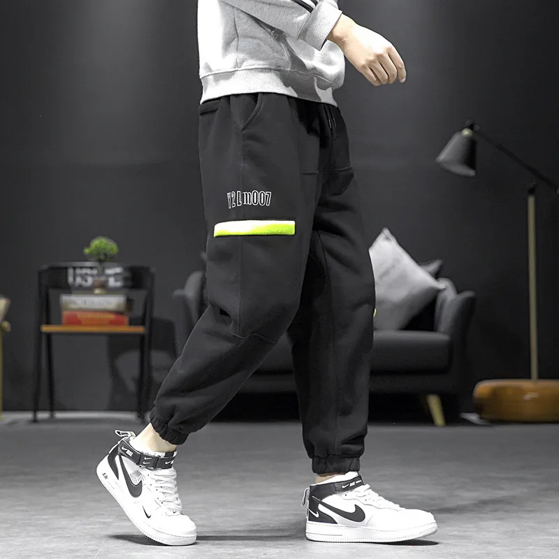 Large Size Brushed And Thick Japanese-style Contrast Color Harem Pants Fitness Sports Sweatpants Large Size Trousers Casual Pant
Large Size Brushed And Thick Japanese-style Contrast Color Harem Pants Fitness Sports Sweatpants Large Size Trousers Casual Pant