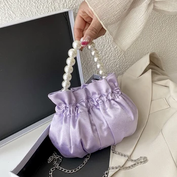 Chic Silk Drawstring Small Top-Handle Bags 2020 Ladies Pearl Pleated Texture Shoulder Bags Creative Design Classic Crossbody Bag
Chic Silk Drawstring Small Top-Handle Bags 2020 Ladies Pearl Pleated Texture Shoulder Bags Creative Design Classic Crossbody Bag