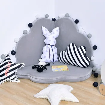 Children's mat petal crawling mat thick baby game mat baby non-slip crawling mat folding removable bed fence
Children's mat petal crawling mat thick baby game mat baby non-slip crawling mat folding removable bed fence