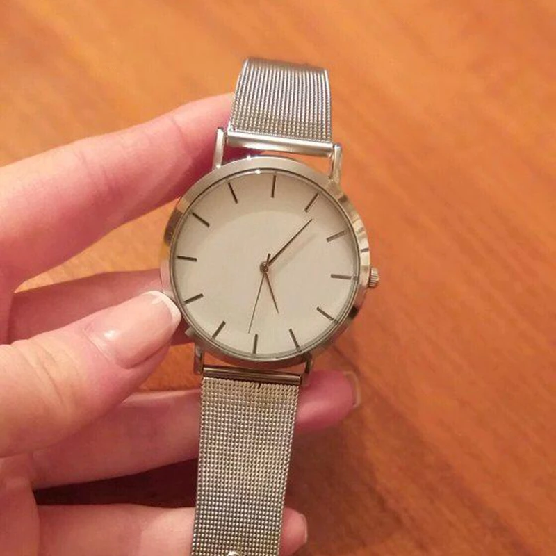 Women's Men Wrist Watch Creative Classic Steel Strap Silver Alloy Quartz Casual Watches
Women's Men Wrist Watch Creative Classic Steel Strap Silver Alloy Quartz Casual Watches