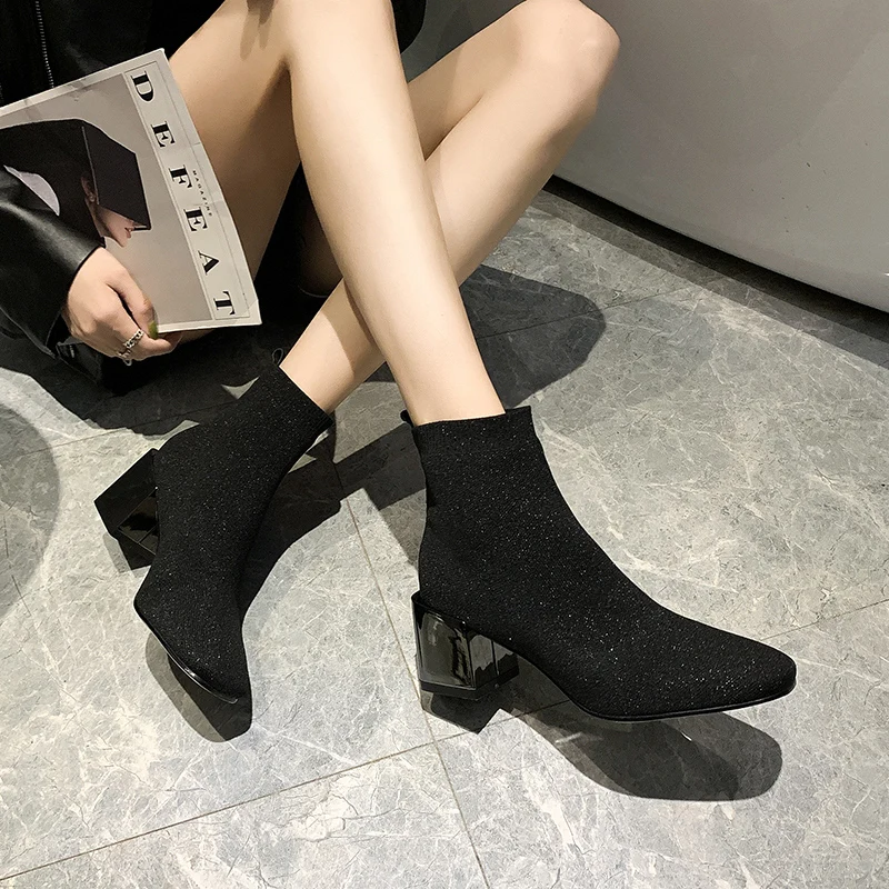 Low Heels booties Lace Up Boots Shoes Bootee Woman 2019 Round Toe Luxury Designer Winter Women Mid-Calf Chunky High Heel Mid Cal
Low Heels booties Lace Up Boots Shoes Bootee Woman 2019 Round Toe Luxury Designer Winter Women Mid-Calf Chunky High Heel Mid Cal