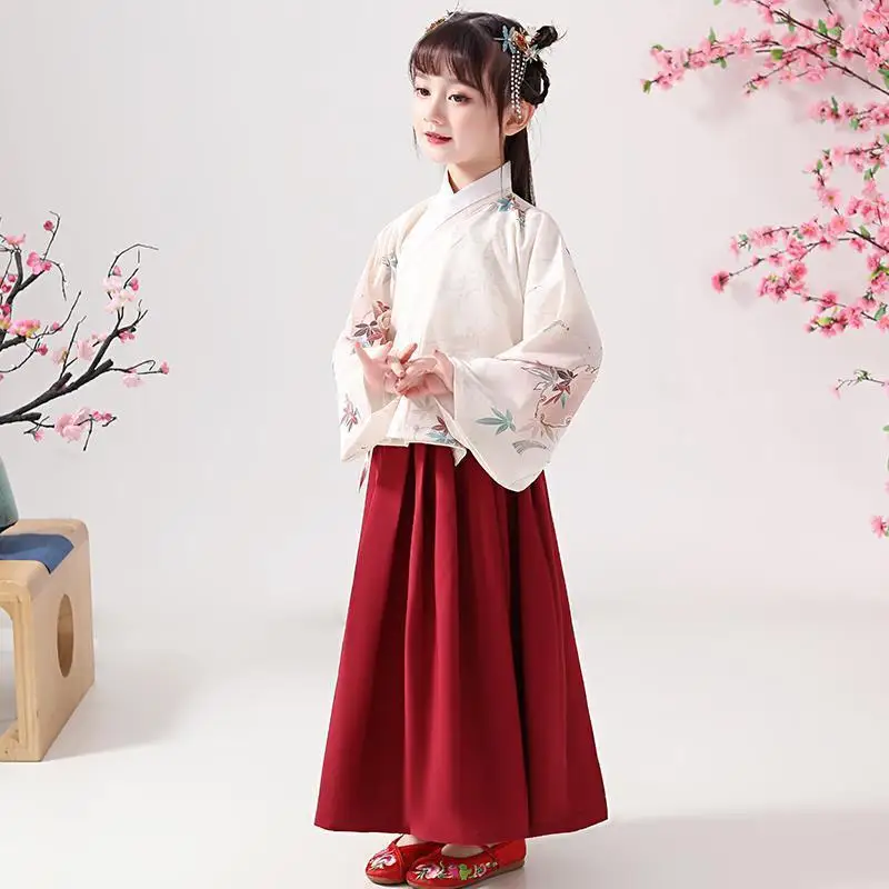 Демисезонная одежда Hanfu для девочек, детская юбка с изображением лошади, одежда для выступлений в китайском стиле с вышивкой
Демисезонная одежда Hanfu для девочек, детская юбка с изображением лошади, одежда для выступлений в китайском стиле с вышивкой