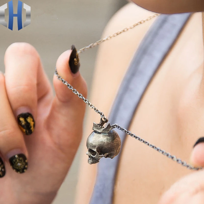 Original Jewelry S925 Sterling Silver Men And Women Crown Hoe Head Men And Women Pendant Pendant Necklace Jewelry
Original Jewelry S925 Sterling Silver Men And Women Crown Hoe Head Men And Women Pendant Pendant Necklace Jewelry