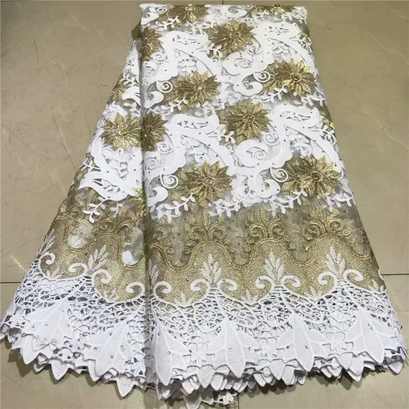 2019 New white arrived floral neat embroidery guipure lace big heavy African cord lace fabric for occasions high quality 5 yards 
2019 New white arrived floral neat embroidery guipure lace big heavy African cord lace fabric for occasions high quality 5 yards