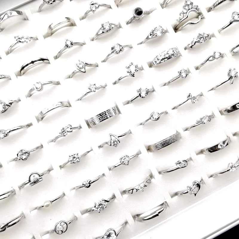 Wholesale 50pcs/Lot Women Ring Romantic Silver Plated Zircon Stone Metal Rings Girls Finger joint rings Party Favor
Wholesale 50pcs/Lot Women Ring Romantic Silver Plated Zircon Stone Metal Rings Girls Finger joint rings Party Favor