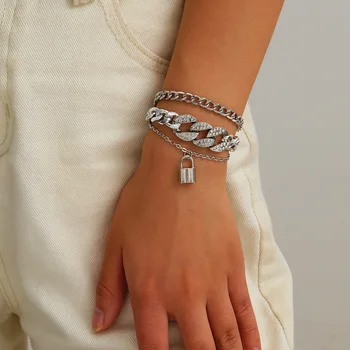 Fashion Simple Europe and America Cross Border Alloy Accessory Cool Exaggeration Multilayer Micro Diamond Lock Pendant Bracelet
Fashion Simple Europe and America Cross Border Alloy Accessory Cool Exaggeration Multilayer Micro Diamond Lock Pendant Bracelet