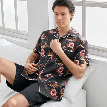 100% Silk Pajama Sets Big Size Luxury Mens Clothing Black Print Stain Sleepwear Short for Men Sexy Leisure Suits Chinese Pajamas 
100% Silk Pajama Sets Big Size Luxury Mens Clothing Black Print Stain Sleepwear Short for Men Sexy Leisure Suits Chinese Pajamas