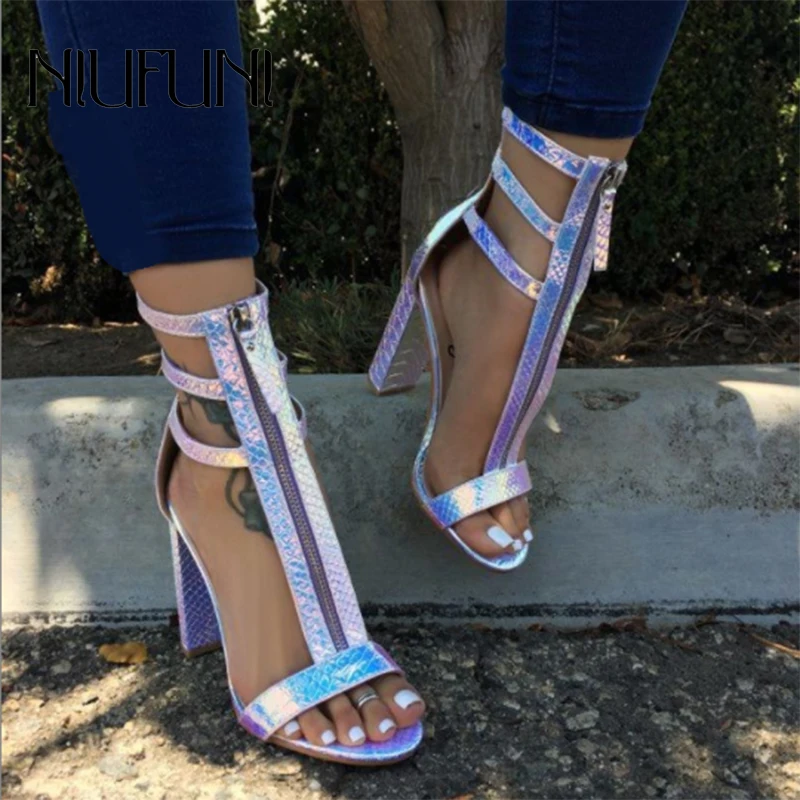 Sexy Snake Pattern Peep Toe Women Roman Sandals Zipper High Heels Plus Size 35-42 Gladiator NIUFUNI Casual 11cm Women's Shoes
Sexy Snake Pattern Peep Toe Women Roman Sandals Zipper High Heels Plus Size 35-42 Gladiator NIUFUNI Casual 11cm Women's Shoes