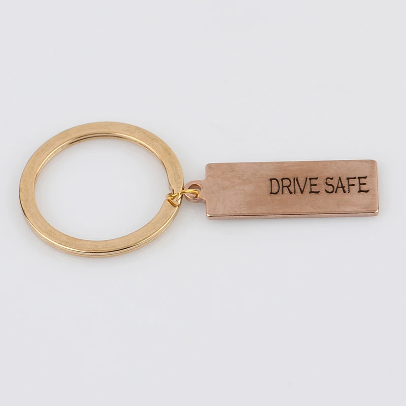 Fashion-Couple-Lovers-Family-Gifts-Keyring-Drive-Safe-Letter-Stainless-Steel-Key-Ring-Unisex-Car-Key (3)