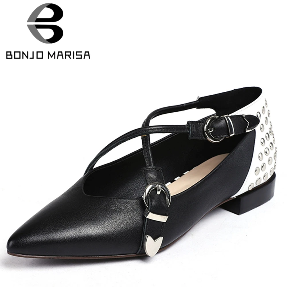 BONJOMARISA Sexy Fashion Ladies Summer Pumps Pointed Toe Hollow PVC Low Heel Pumps Women 2020 Consise Office Shoes Woman
BONJOMARISA Sexy Fashion Ladies Summer Pumps Pointed Toe Hollow PVC Low Heel Pumps Women 2020 Consise Office Shoes Woman