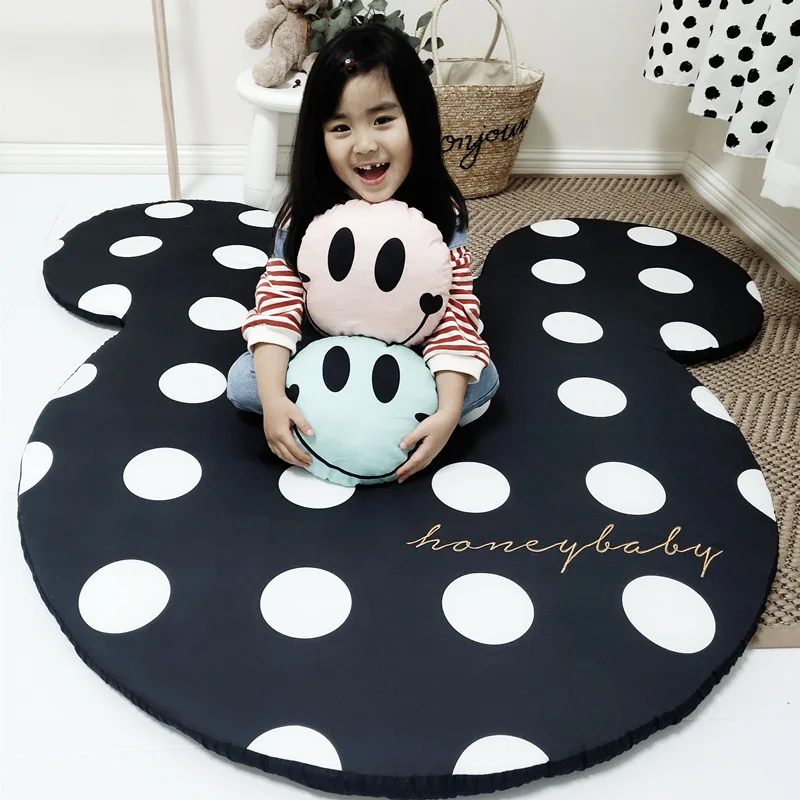 Children's lovely shape game mat baby upholstery climbing mat detachable carpet for children
Children's lovely shape game mat baby upholstery climbing mat detachable carpet for children