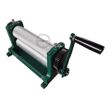 beeswax foundation emboss machine/beeswax press machine 74/75*310mm
beeswax foundation emboss machine/beeswax press machine 74/75*310mm