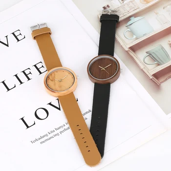 Natural Wooden Quartz Wristwatch Large Dial Fashion Couple Watches Practical Night Light Ultra-light Wood Watches for Men Women 
Natural Wooden Quartz Wristwatch Large Dial Fashion Couple Watches Practical Night Light Ultra-light Wood Watches for Men Women