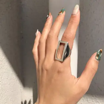 ReaI 925 sterling silver rectangular ring is extremely simple geometric adjustable open ring for women in luxury fine jewelry
ReaI 925 sterling silver rectangular ring is extremely simple geometric adjustable open ring for women in luxury fine jewelry