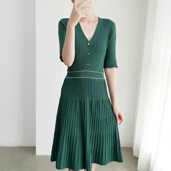 Women Solid Color Elastic Waist Knit Dress V-neck A-line Short Sleeve Slim Casual Dress Female Clothes 
Women Solid Color Elastic Waist Knit Dress V-neck A-line Short Sleeve Slim Casual Dress Female Clothes