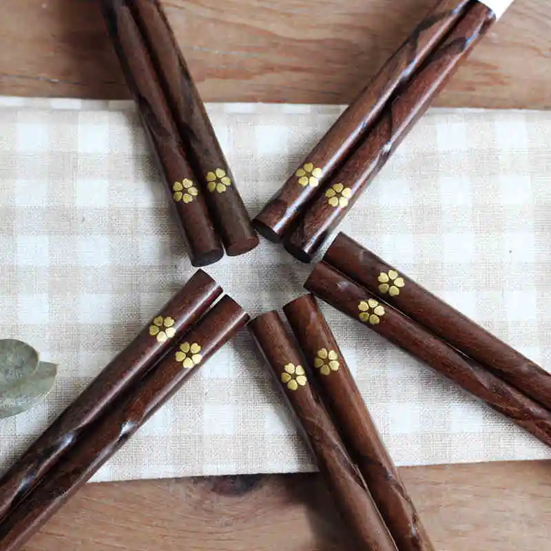 2 pairCheapJapanese Cherry wooden chopsticks pointed domestic tableware long creative no slip chopsticks
2 pairCheapJapanese Cherry wooden chopsticks pointed domestic tableware long creative no slip chopsticks