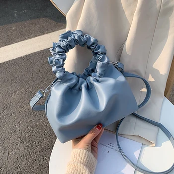 PU Leather Cloud Tote Bags For Women 2020 Solid Color Shoulder Messenger Bag Female Handbags and Purses Travel Totes
PU Leather Cloud Tote Bags For Women 2020 Solid Color Shoulder Messenger Bag Female Handbags and Purses Travel Totes