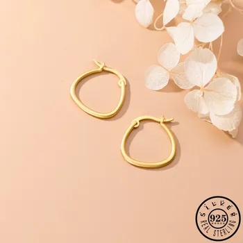 925 Sterling Silver Irregular Square Shape Hoops Earrings Gold Color Plated Round Circle Ear Ring Earings Fine Jewelry for Women
925 Sterling Silver Irregular Square Shape Hoops Earrings Gold Color Plated Round Circle Ear Ring Earings Fine Jewelry for Women