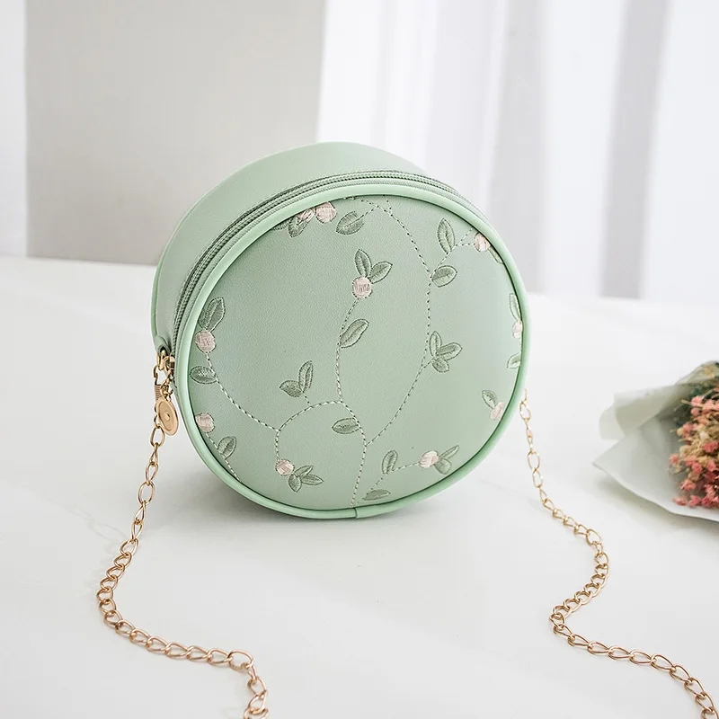 Women's Embroidered Personality Shoulder Chain Small Circular Bag 2020 Korean Version Summer and Autumn New Messenger Phone Bag
Women's Embroidered Personality Shoulder Chain Small Circular Bag 2020 Korean Version Summer and Autumn New Messenger Phone Bag