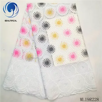 BEAUTIFICAL african lace fabrics 2019 White cotton punch lace fabric with stoesn 5yards wholesale nigerian voile lace ML19R228
BEAUTIFICAL african lace fabrics 2019 White cotton punch lace fabric with stoesn 5yards wholesale nigerian voile lace ML19R228