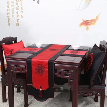 New Chinese Style Embroidery Table Runners Classical Patchwork Coffee Black Table Covers Rectangular Tablecloth Home Decoration
New Chinese Style Embroidery Table Runners Classical Patchwork Coffee Black Table Covers Rectangular Tablecloth Home Decoration