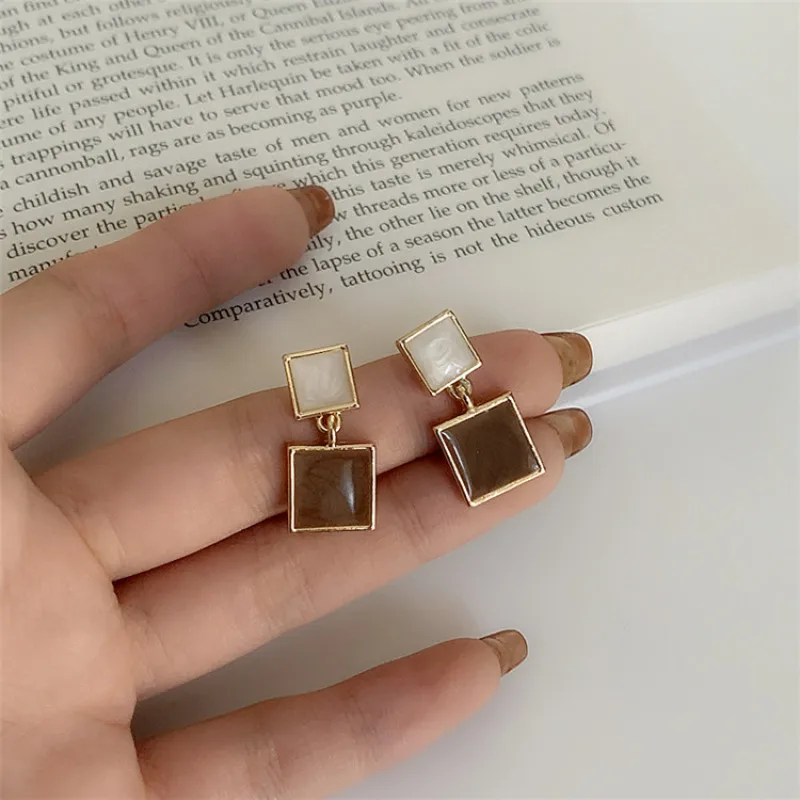 Korean Geometric Enamel Square Drop Earrings for Women Elegant Simple Clip On Earring Non Piercing Fashion Wedding Jewelry 2020
Korean Geometric Enamel Square Drop Earrings for Women Elegant Simple Clip On Earring Non Piercing Fashion Wedding Jewelry 2020