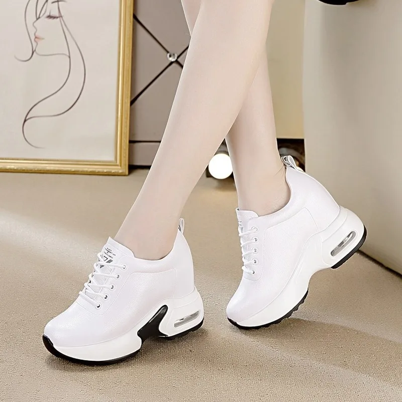 Sunday leather women shoes new factory direct flat bottom increased casual sneakers women shoes luxury shoes women designers
Sunday leather women shoes new factory direct flat bottom increased casual sneakers women shoes luxury shoes women designers