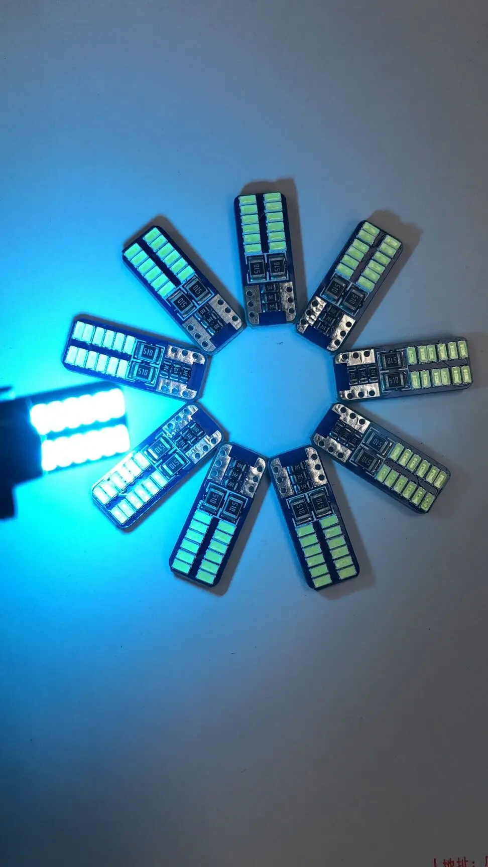 Автомобильная светодиодная лампа T10 3014 24smd, лампа для чтения, декодирующая дверная лампа, лампа для номерного знака, светодиодные лампы для автомобиля, распродажа товаров 
Автомобильная светодиодная лампа T10 3014 24smd, лампа для чтения, декодирующая дверная лампа, лампа для номерного знака, светодиодные лампы для автомобиля, распродажа товаров