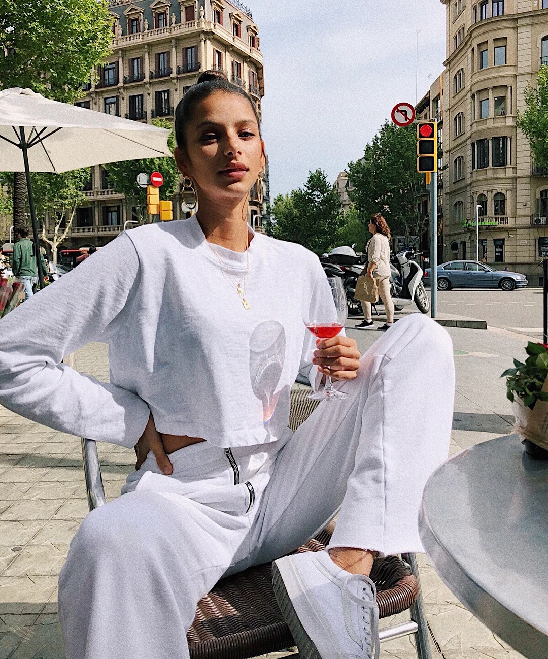 HIGAREDA 2020 Spring Two Piece Set Crop Top Normcore Black White Casual Solid Woman Pants Long Sleeve Teecrop Top
HIGAREDA 2020 Spring Two Piece Set Crop Top Normcore Black White Casual Solid Woman Pants Long Sleeve Teecrop Top