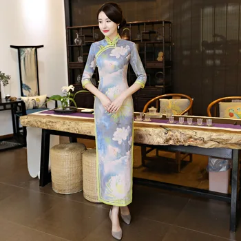 Formal Vestidos Chineses Traditional Clothes For Women Velvet Qipao Long Cheongsam Ladies Elegant Autumn Sexy Plus Size Dress 
Formal Vestidos Chineses Traditional Clothes For Women Velvet Qipao Long Cheongsam Ladies Elegant Autumn Sexy Plus Size Dress