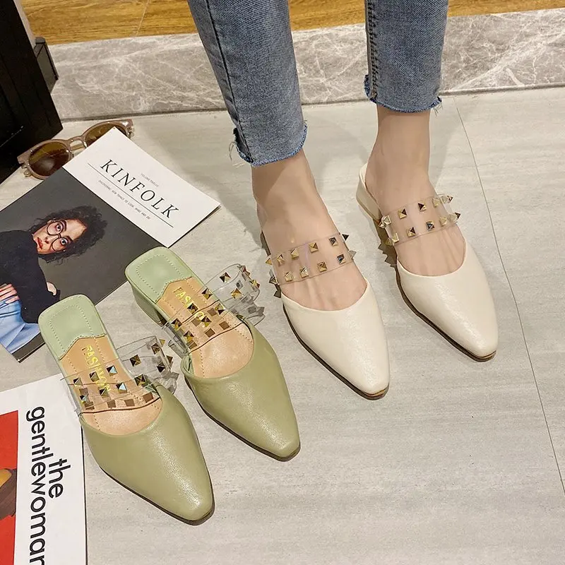 Summer new 2020 lazy shoes fashion rivets Baotou half slippers women wild thick heel casual women slippers X441
Summer new 2020 lazy shoes fashion rivets Baotou half slippers women wild thick heel casual women slippers X441
