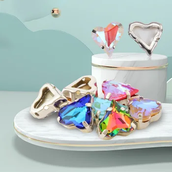 Heart Shape Claws Rhinestones 12x13mm Pointback Sew On Stones Crystal K9 Glass Decoration Rhinestones Thicken Copper Claws
Heart Shape Claws Rhinestones 12x13mm Pointback Sew On Stones Crystal K9 Glass Decoration Rhinestones Thicken Copper Claws