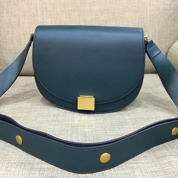 Women Bag Real Leather Brand Design Half Moon Saddle Bag Wide Strap Female Shoulder Sac Retro Style Korean Fashion Crossbody
Women Bag Real Leather Brand Design Half Moon Saddle Bag Wide Strap Female Shoulder Sac Retro Style Korean Fashion Crossbody