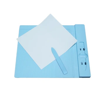 270x230mm Cutting Mats Plastic Scoring Board Paper Card Cuting Board Craft DIY Tool with Measuring Grid GY88
270x230mm Cutting Mats Plastic Scoring Board Paper Card Cuting Board Craft DIY Tool with Measuring Grid GY88
