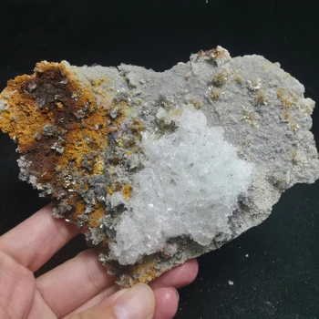 403.9gNatural rare purple fluorite and fluorite aluminum gypsum associated mineral specimen stone and CRYSTAL HEALING CRYSTAL QU 
403.9gNatural rare purple fluorite and fluorite aluminum gypsum associated mineral specimen stone and CRYSTAL HEALING CRYSTAL QU