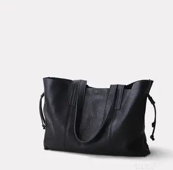 New 2019 handbag for girls shoulder bag for girls big bag simple leather bag for girls soft leather large capacity tote bag 
New 2019 handbag for girls shoulder bag for girls big bag simple leather bag for girls soft leather large capacity tote bag