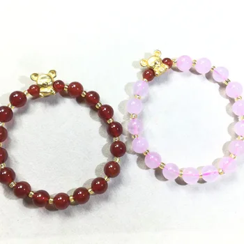 Natural red agate/powder Crystal/Tianhe chalcedony with small mouse design pendant bracelet
Natural red agate/powder Crystal/Tianhe chalcedony with small mouse design pendant bracelet