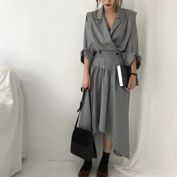 Fall Women Plaid A-Line Casual Windbreaker Three Quarter Double Breasted Pockets Trench Coat Ladies Notched Irregular Long Coat
Fall Women Plaid A-Line Casual Windbreaker Three Quarter Double Breasted Pockets Trench Coat Ladies Notched Irregular Long Coat