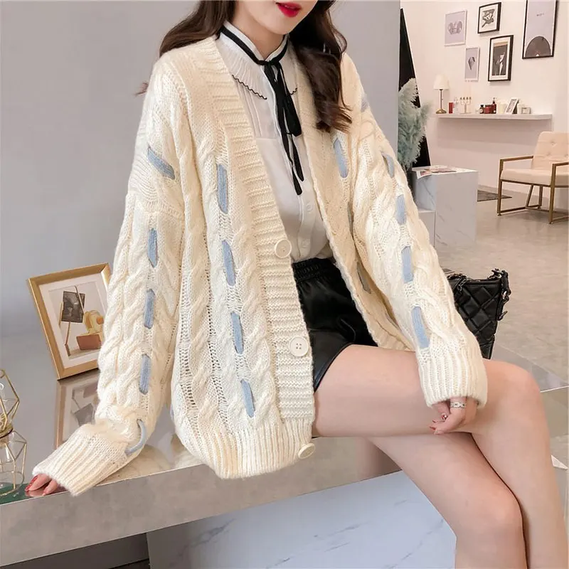 DUOUPA Spring and Autumn New Korean Version of Loose Sweater Women with Thick Needles Lazy Wind Knit Sweater Cardigan Coat
DUOUPA Spring and Autumn New Korean Version of Loose Sweater Women with Thick Needles Lazy Wind Knit Sweater Cardigan Coat